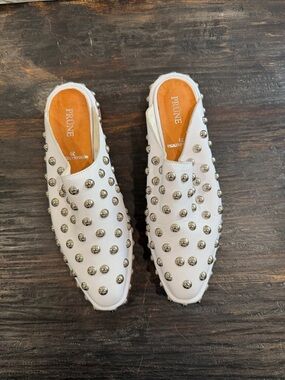 PRÜNE White Studded Slip-On Mules size 39